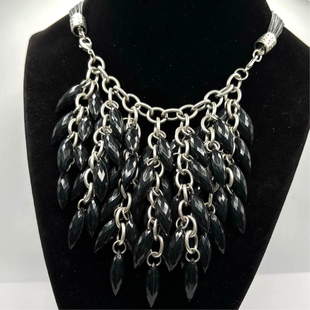 Black Premier Designs Beaded Necklace